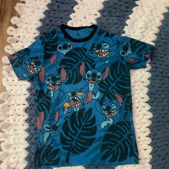 Disney Other - Disney Shirt Mens Lilo & Stitch All Over Print MEDIUM